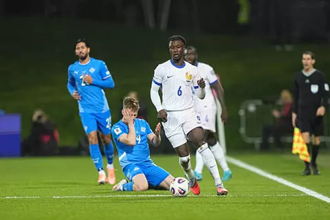 دقيقة بدقيقة.. فرنسا 0-0 ايسلندا.. هدف ضائع (صور)